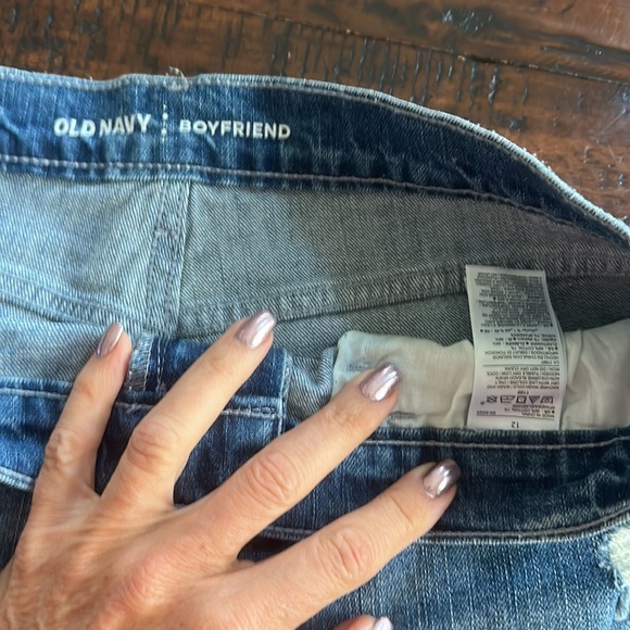Old navy boyfriend jean shorts size 12 - Picture 2 of 3